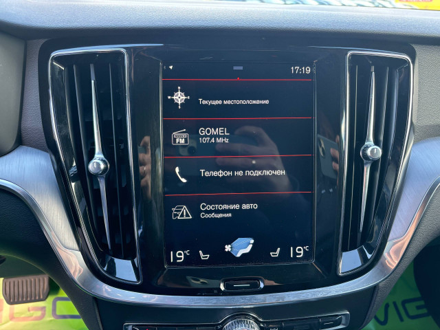 Фото volvo v60 cross country 10