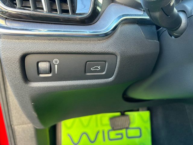 Фото volvo v60 cross country 12