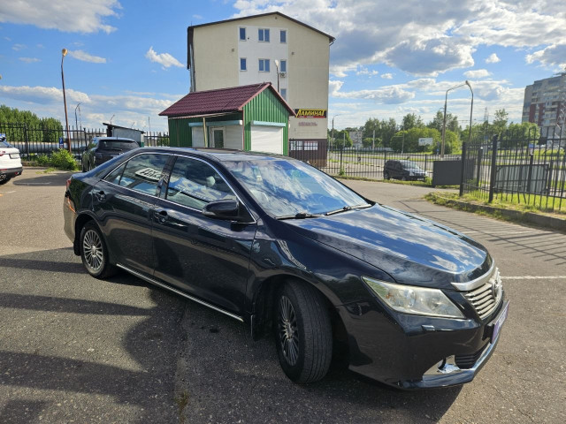 Фото toyota camry 3