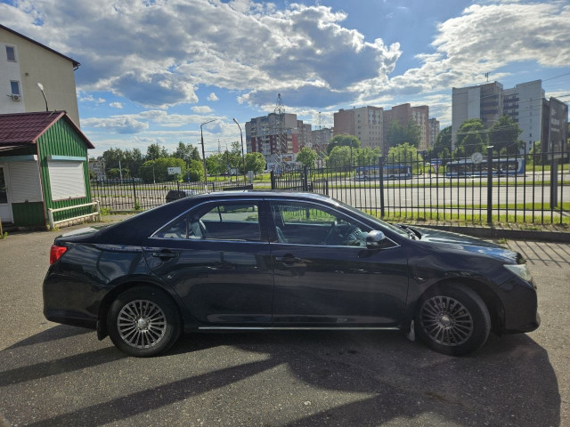 Фото toyota camry 4