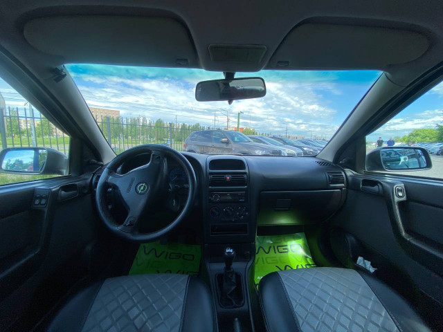 Фото opel astra 2
