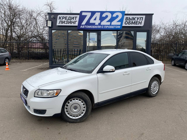 Фото volvo s40 1