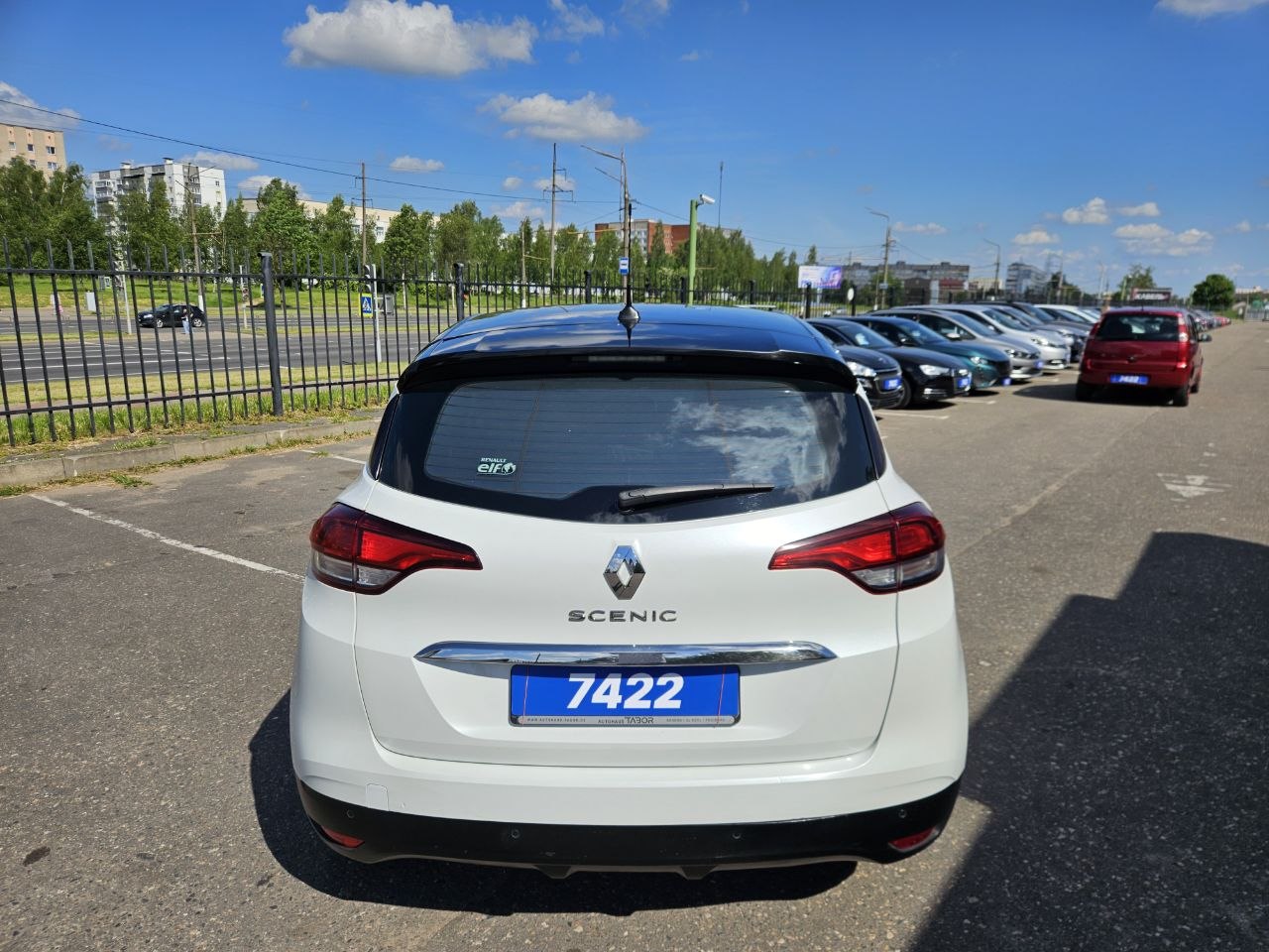 Авто с пробегом renault scenic 2017 — фото 6
