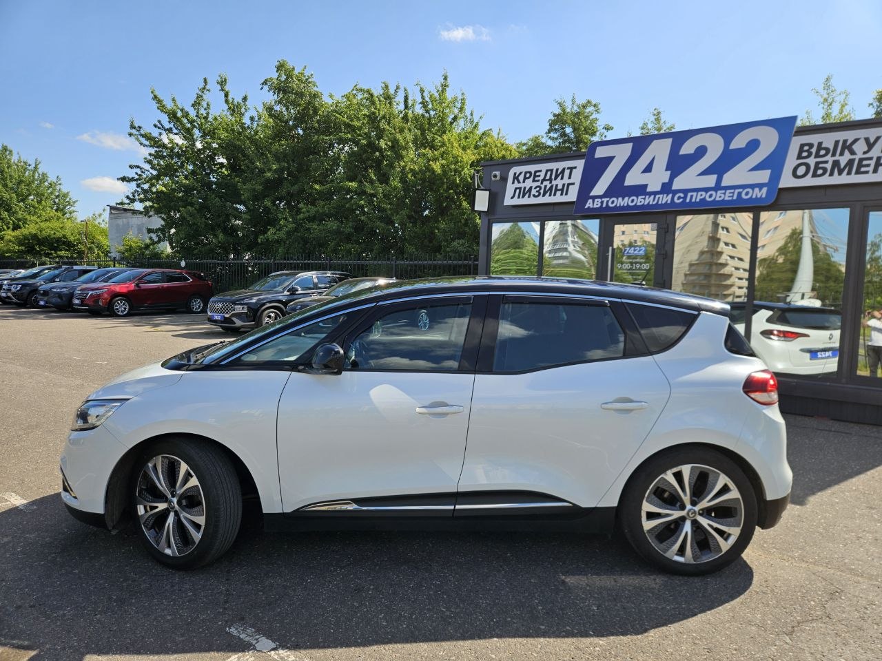 Авто с пробегом renault scenic 2017 — фото 8
