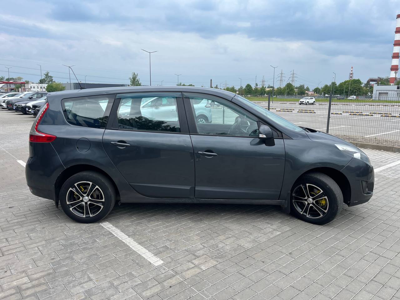 Авто с пробегом renault scenic 2010 — фото 4