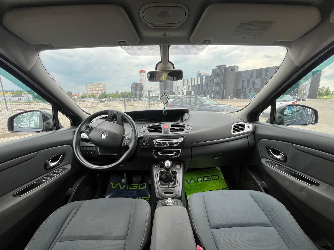 Авто с пробегом renault scenic 2010 — фото 13