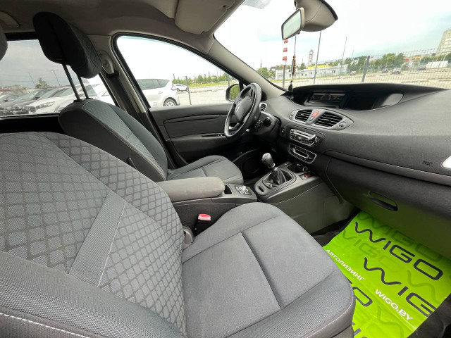 Фото renault scenic 12