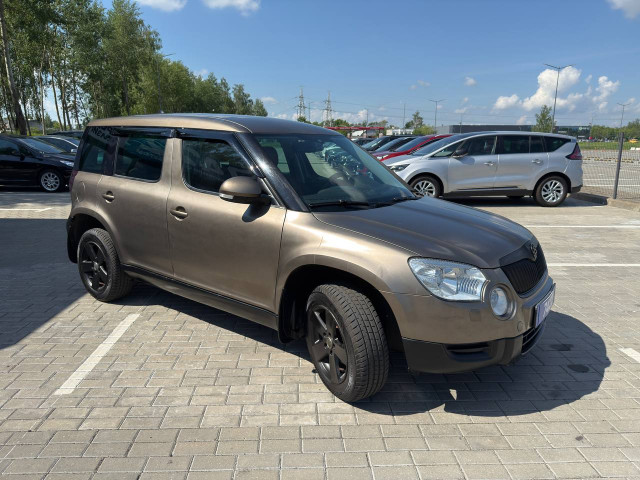 Фото skoda yeti 4