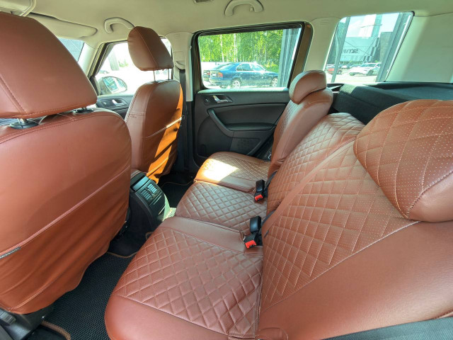 Фото skoda yeti 10