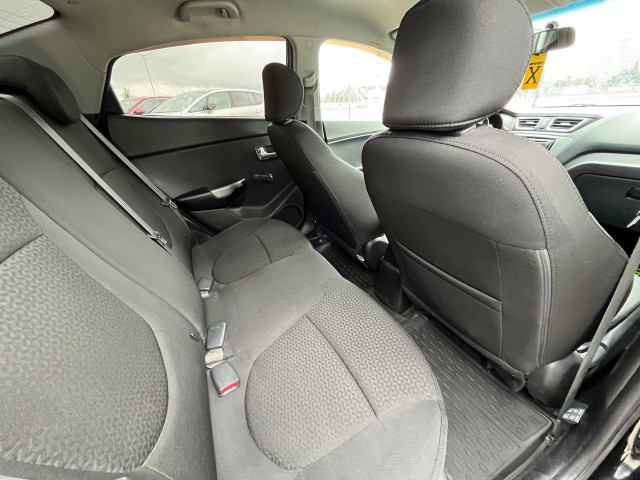 Фото kia rio 11