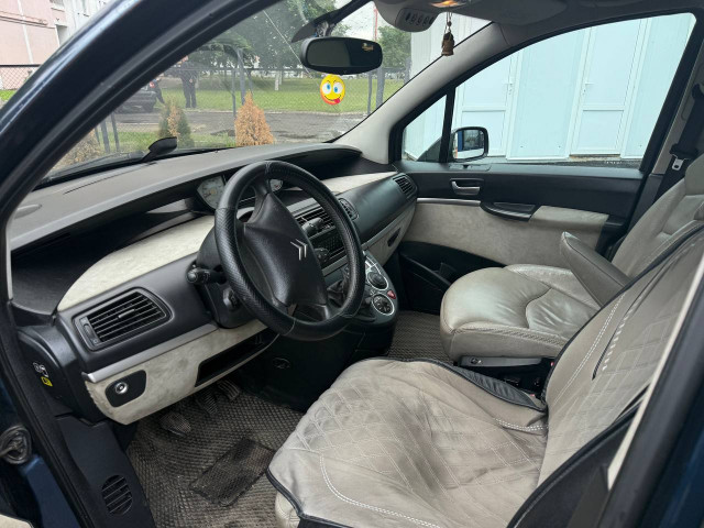 Фото citroen c8 9