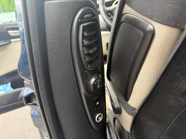 Фото citroen c8 17