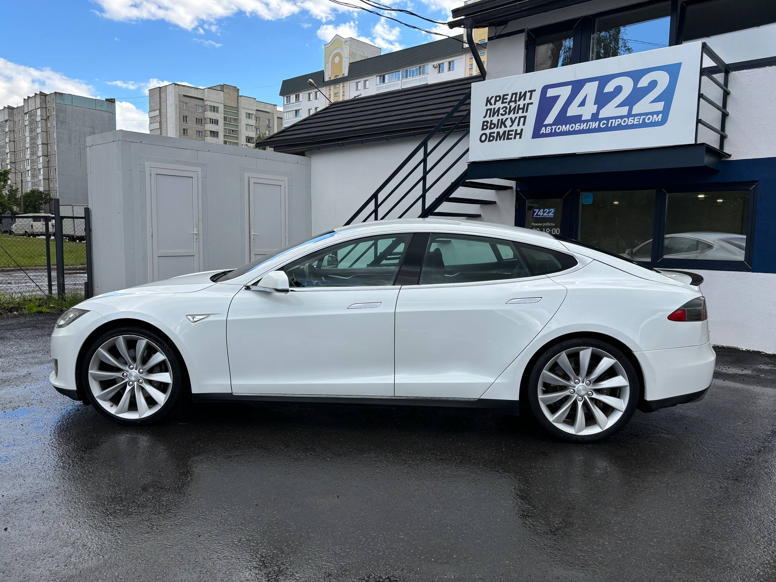Авто с пробегом tesla model s 2013 — фото 8