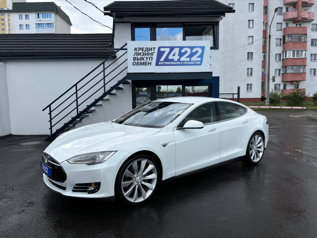 Фото tesla model s 1