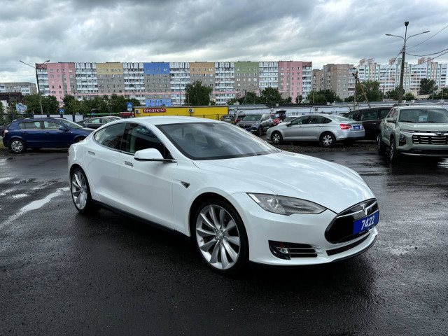 Фото tesla model s 3