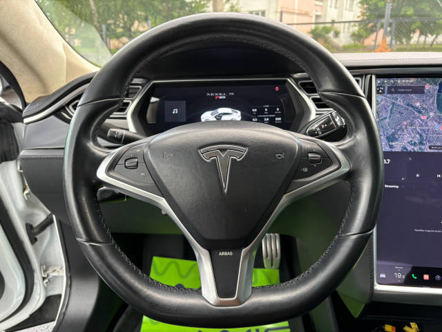 Фото tesla model s 10