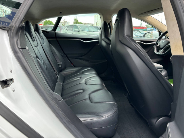 Фото tesla model s 18