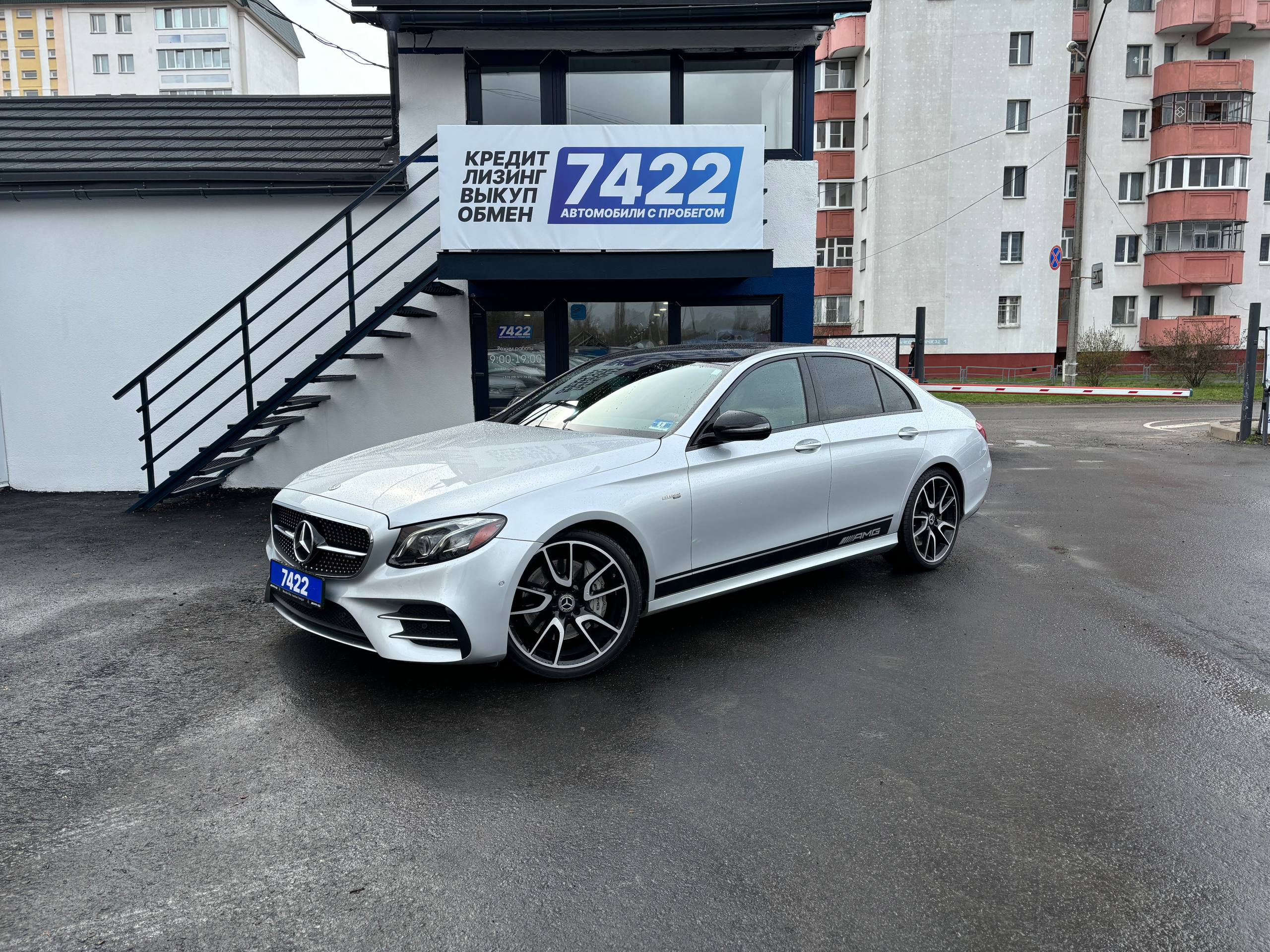 Авто с пробегом mercedes-benz e-Класс amg 2017 — фото 1