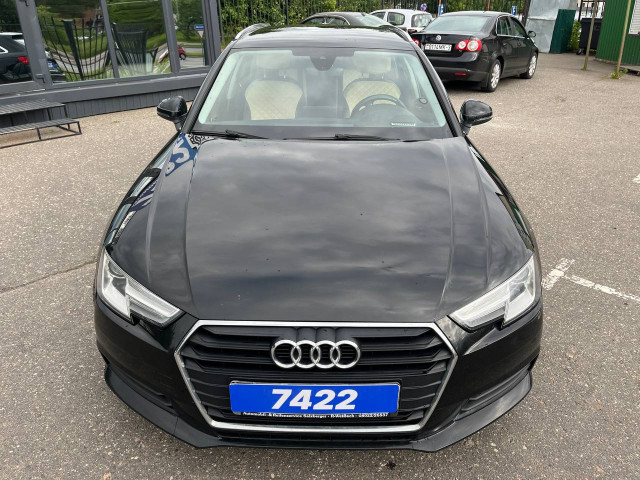 Фото audi a4 2