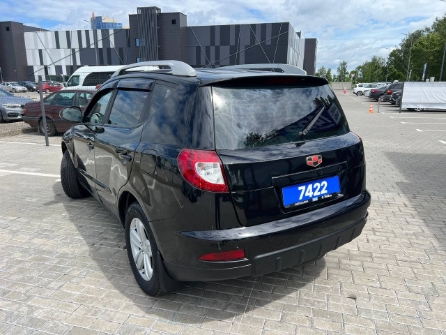 Фото geely emgrand x7 7