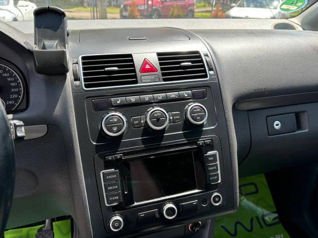 Фото volkswagen touran 12