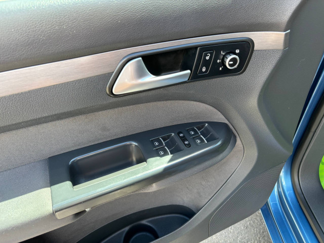 Фото volkswagen touran 15