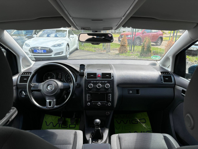 Фото volkswagen touran 17
