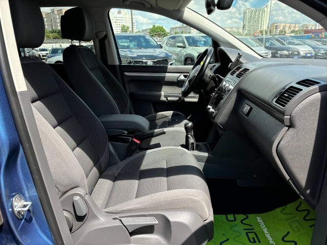 Фото volkswagen touran 19