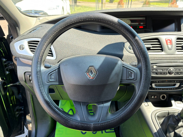 Фото renault scenic 10