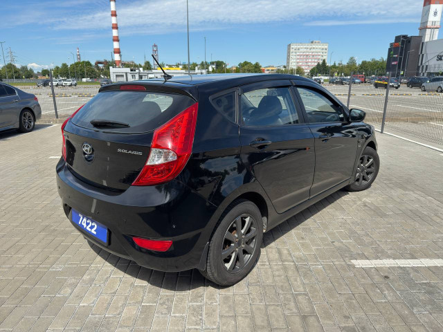 Фото hyundai solaris 5