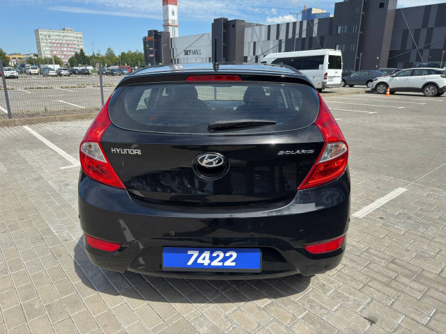Фото hyundai solaris 6