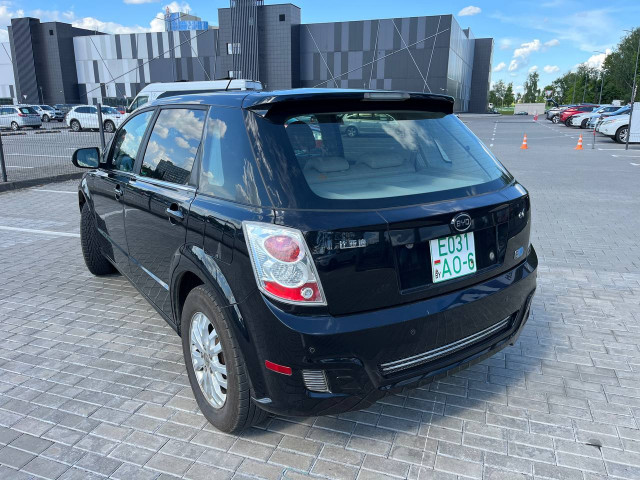 Фото byd e6 7