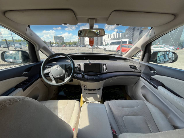 Фото byd e6 13