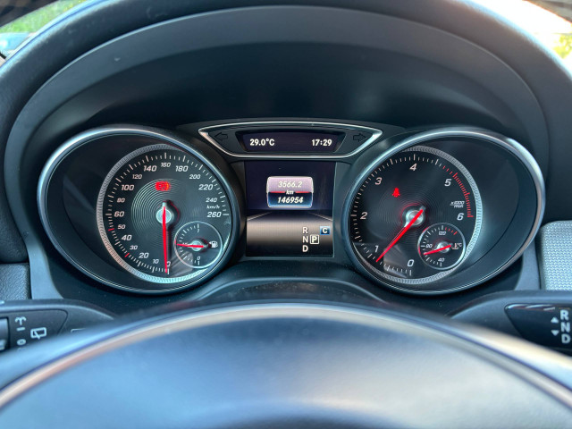 Фото mercedes-benz cla 11