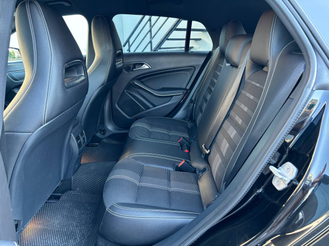 Фото mercedes-benz cla 16