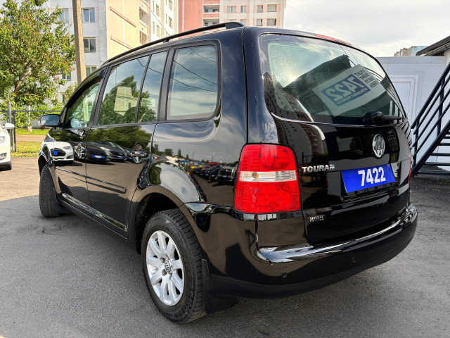 Фото volkswagen touran 7