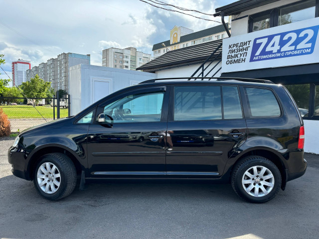 Фото volkswagen touran 8