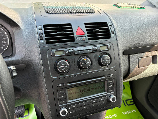 Фото volkswagen touran 12