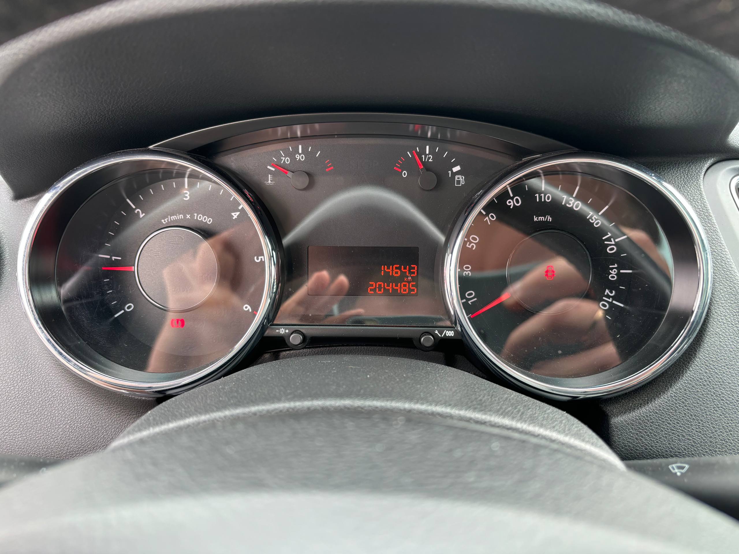 Авто с пробегом peugeot 5008 2015 — фото 11