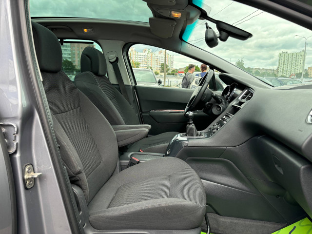 Фото peugeot 5008 19