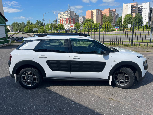 Фото citroen c4 cactus 3