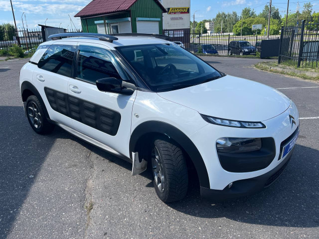 Фото citroen c4 cactus 4