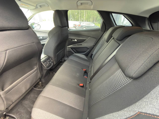Фото peugeot 3008 10