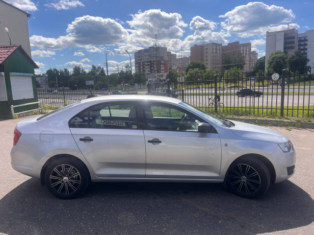 Фото skoda rapid 4