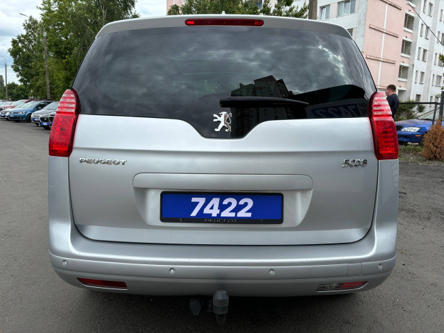 Фото peugeot 5008 6