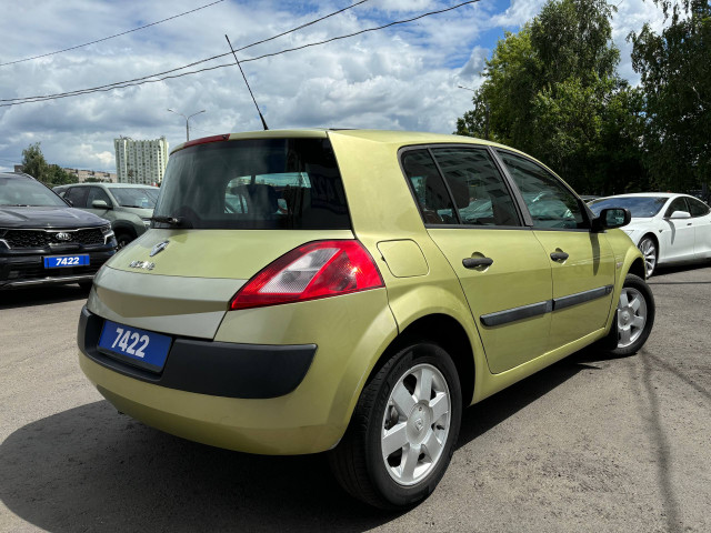 Фото renault megane 5