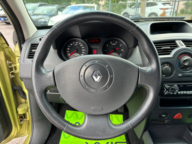 Фото renault megane 10