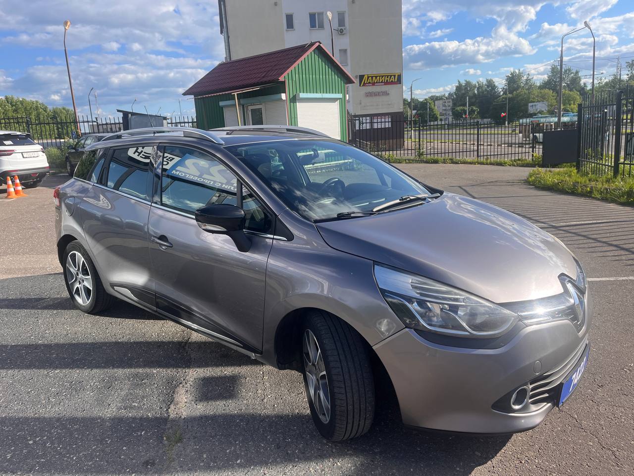 Авто с пробегом renault clio 2015 — фото 3
