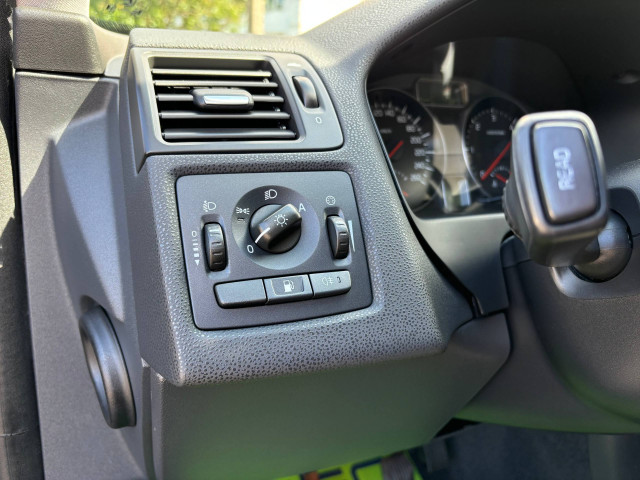 Фото volvo v50 14