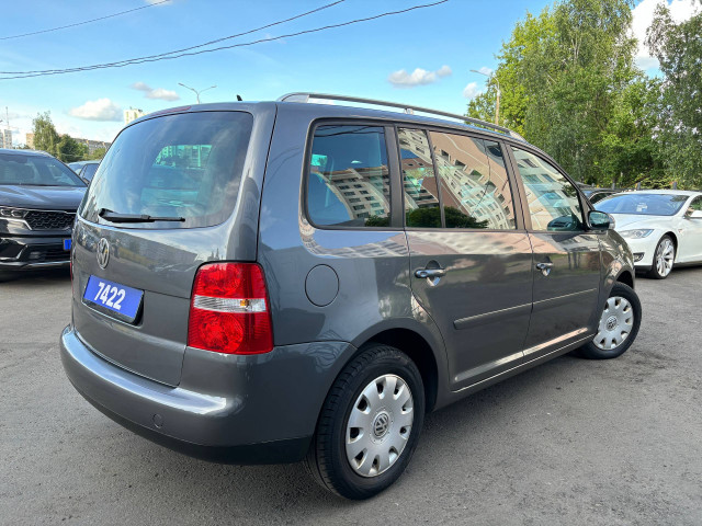 Фото volkswagen touran 5